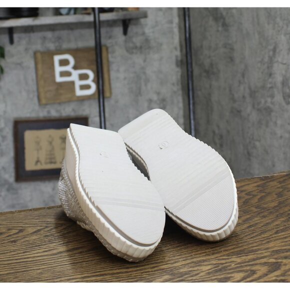 Universal Thread Persephone Sneakers with Memory Foam Insole Silver Gray 6M - Picture 5 of 10